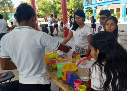 1-feriasmate1118.jpg