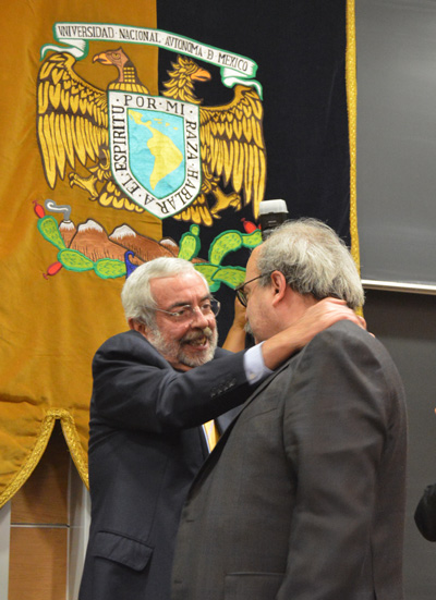400-Enrique-Graue-Wiechers,-rector-de-la-UNAM,-felicitó-a-José-Antonio-de-la-Peña.jpg