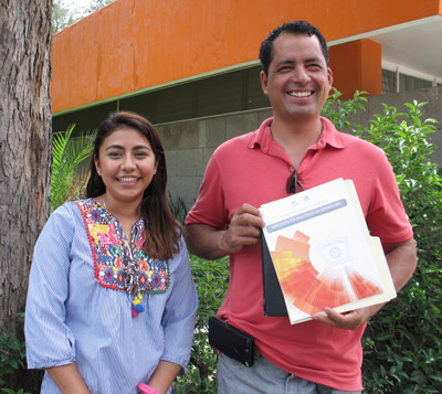 400Cintia-Hernández-Lucero-y-Dr.-Jöns-Sánchez-Aguilar-TecNM-campus-Querétaro-2.jpg