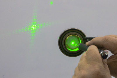 400Experimento-de-difracción-con-laser.-Fotografía-de-Isaac-Rangel.jpg