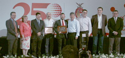 El doctor Angel Valdez Ortiz recibio el Premio Ciencia e innovacion