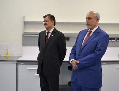 El-doctor-Cabrero-acompañó-al-rector-de-la-UdeG-en-un-recorrido-por-las-instalaciones-del-IISTras_preview.jpg