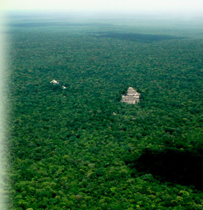 calakmul piramide02b