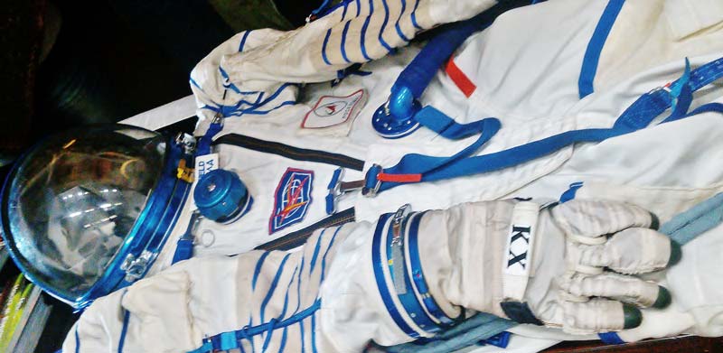 traje cosmonauta01 aem