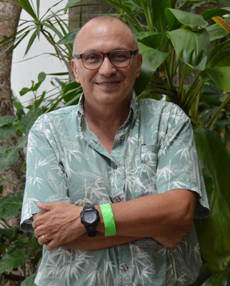 Dr. Benjamin Morales Vela 4330